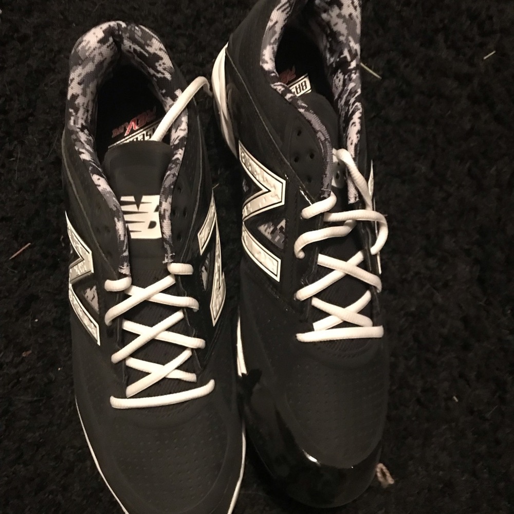 Size 13 new balance cleats